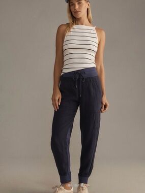 NWT Anthropologie Pilcro the Nomad High rise Women's Navy Jogger Pants small